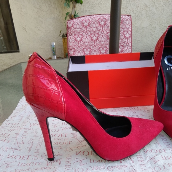 G By Guess Shoes - Picture 2 of 5